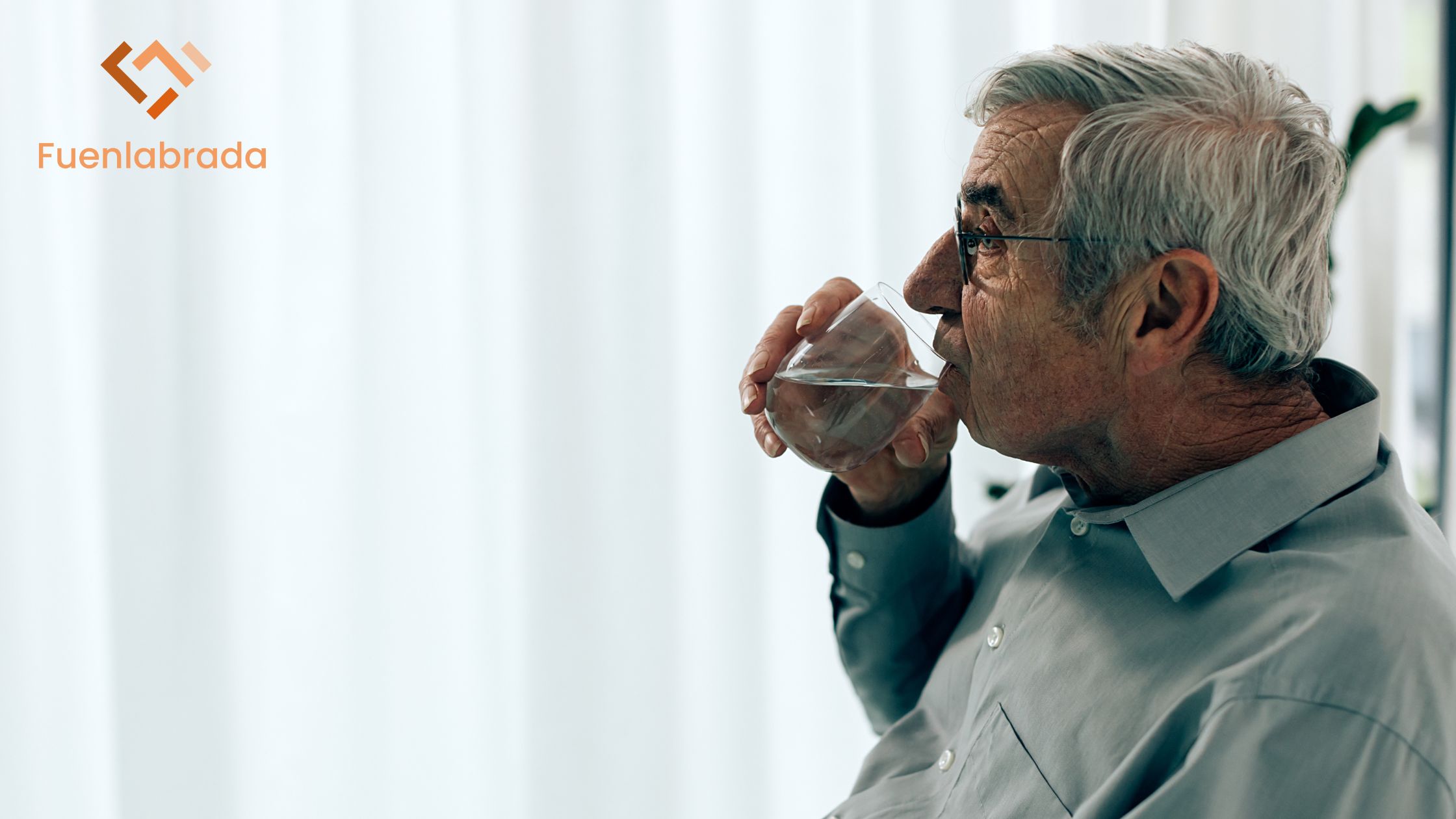 La deshidratación en personas mayores: causas, síntomas y prevención